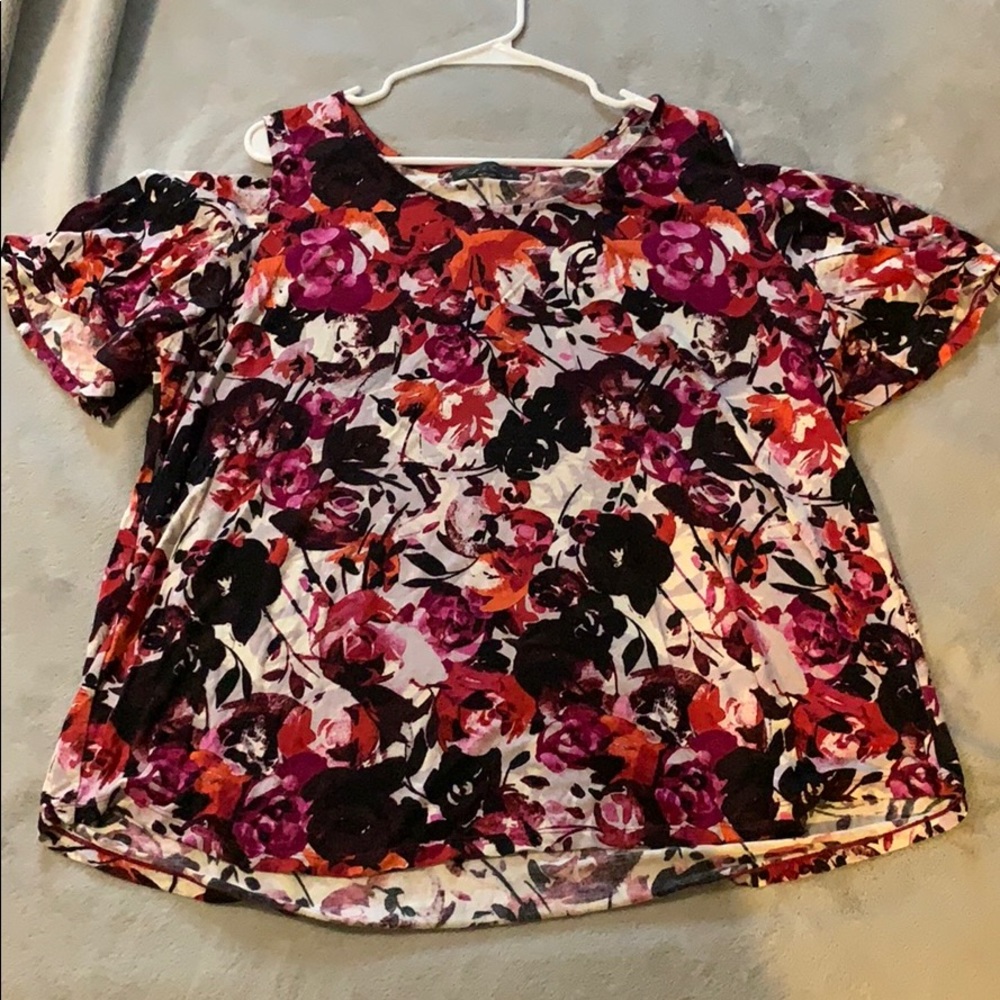 Rose and olive lose flow shirt